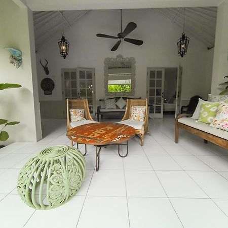 Hideaways Seminyak Villa Esterno foto