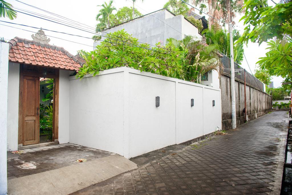 Hideaways Seminyak Villa Esterno foto