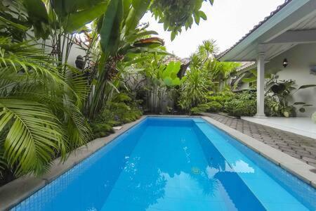 Hideaways Seminyak Villa Esterno foto